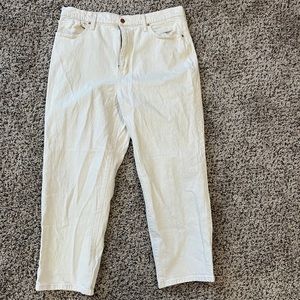 Universal thread, white, size 16